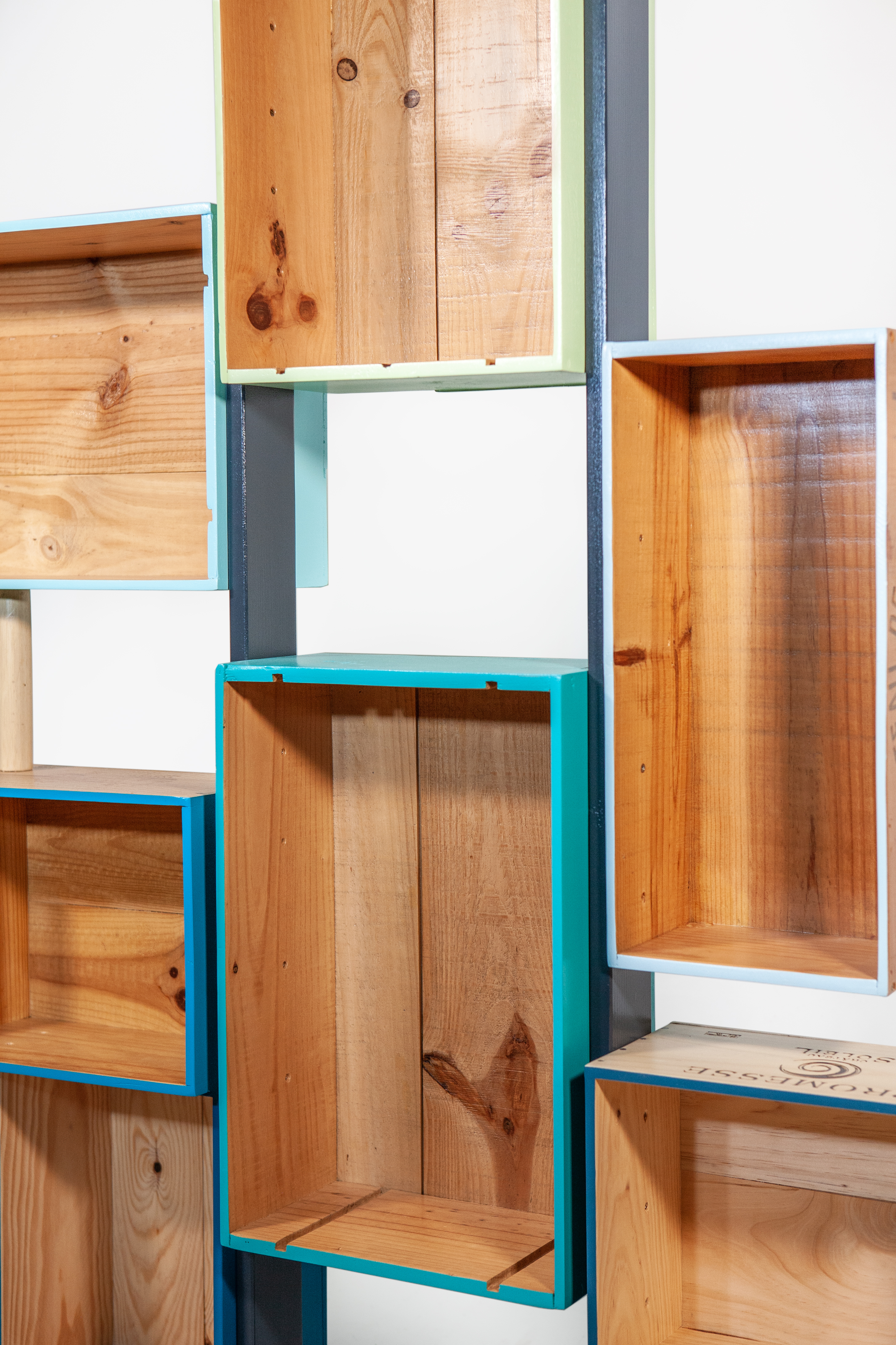 Étagère bibliothèque murale originale éthique Étagère bibliothèque murale originale éthique