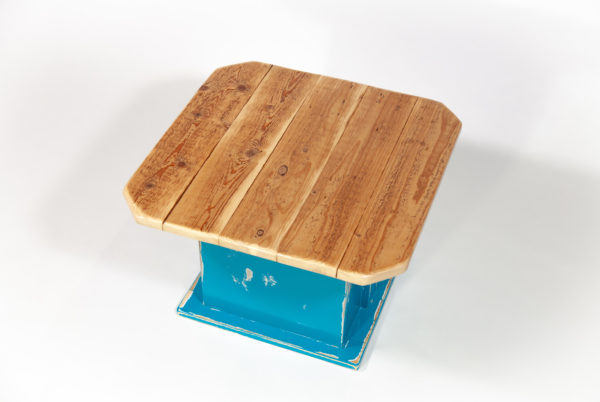 Table basse carrée vieux bois rangement intégré meuble éthique