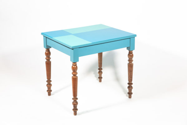 Table bureau bleu-vert design pieds rustiques écoresponsable