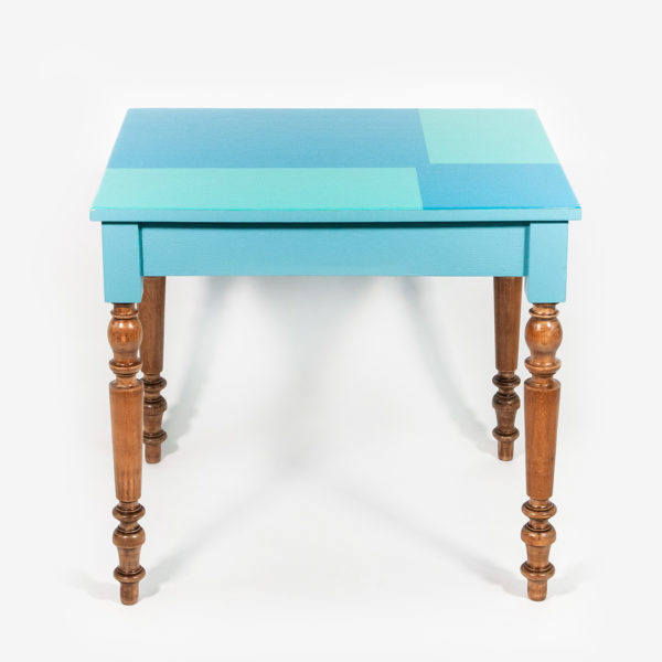 Table bureau bleue design éthique pieds rustiques