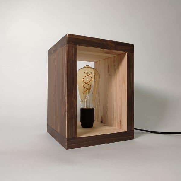 Lampe déco en bois massif