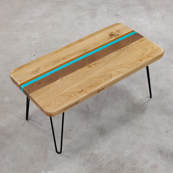 Table basse chêne massif design bandes colorées