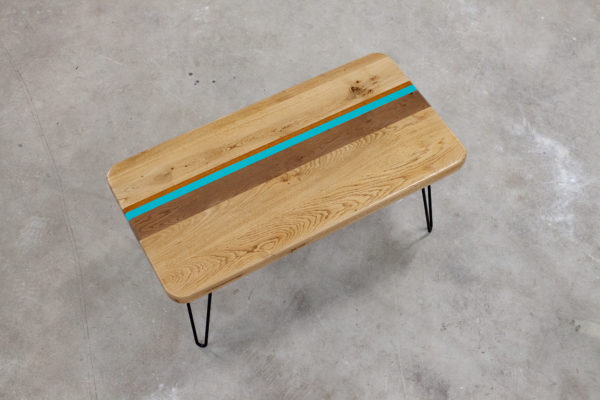 Table basse chêne recyclé customisé pieds épingles